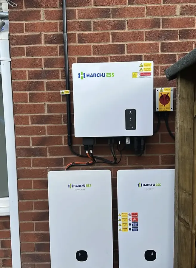 Battery storage and an inverter fitted to an outside wall in Lincoln